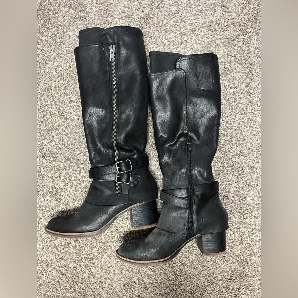 Tall Boot